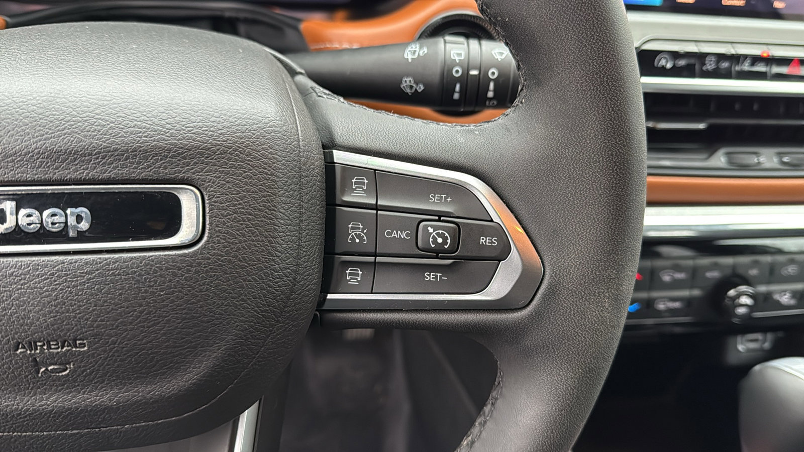 Certified 2024 Jeep Compass Limited w/ Elite Group image 17