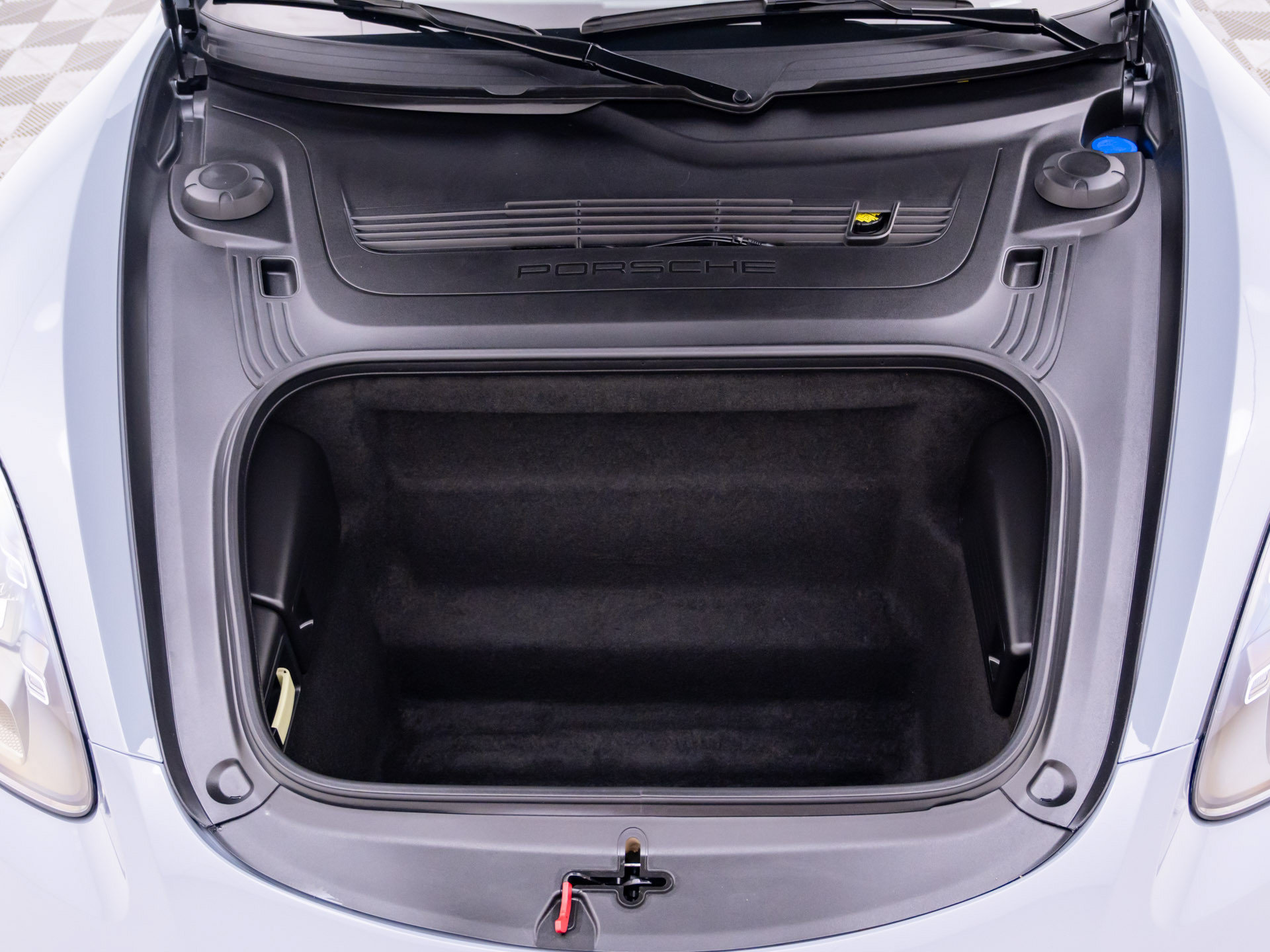 Certified 2024 Porsche 718 Boxster RWD image 25
