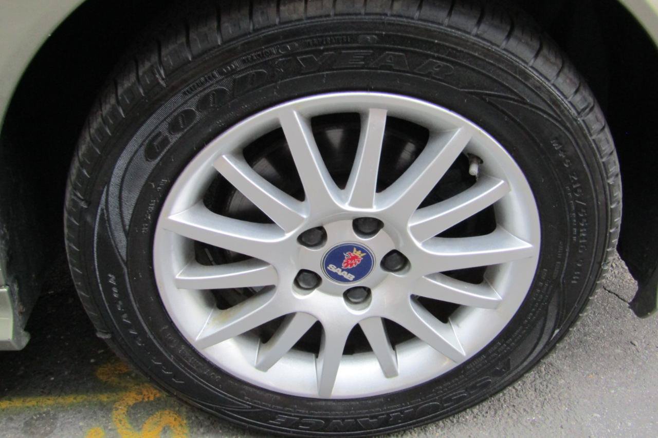 Used 2008 Saab 9-3 2.0T w/ Cold Weather Package FWD image 39