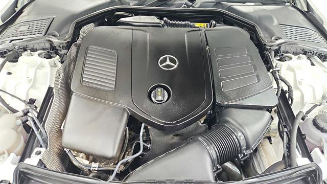 Used 2024 Mercedes-Benz C 300 4MATIC Sedan image 35