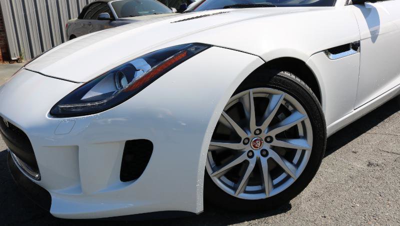 Used 2017 Jaguar F-TYPE Convertible image 3