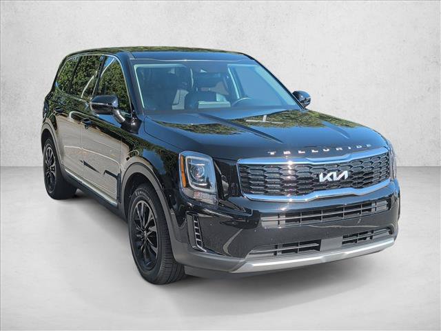 Used 2022 Kia Telluride LX AWD/4WD image 3