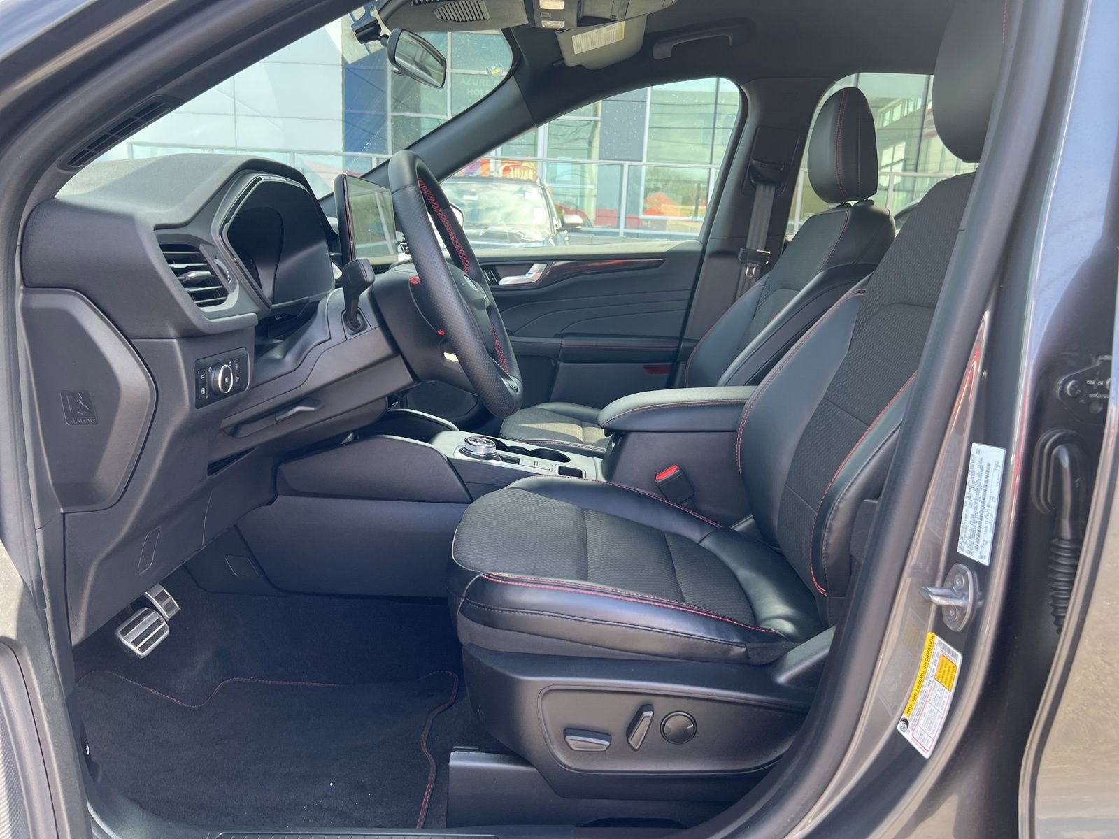 Used 2023 Ford Escape ST-Line Select w/ Tech Pack #2 image 15