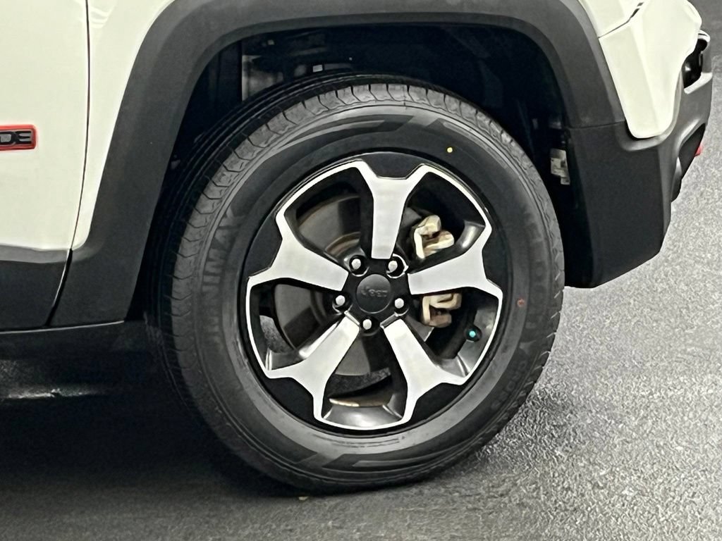 Used 2022 Jeep Renegade Trailhawk w/ Trailer Tow Group AWD/4WD image 37