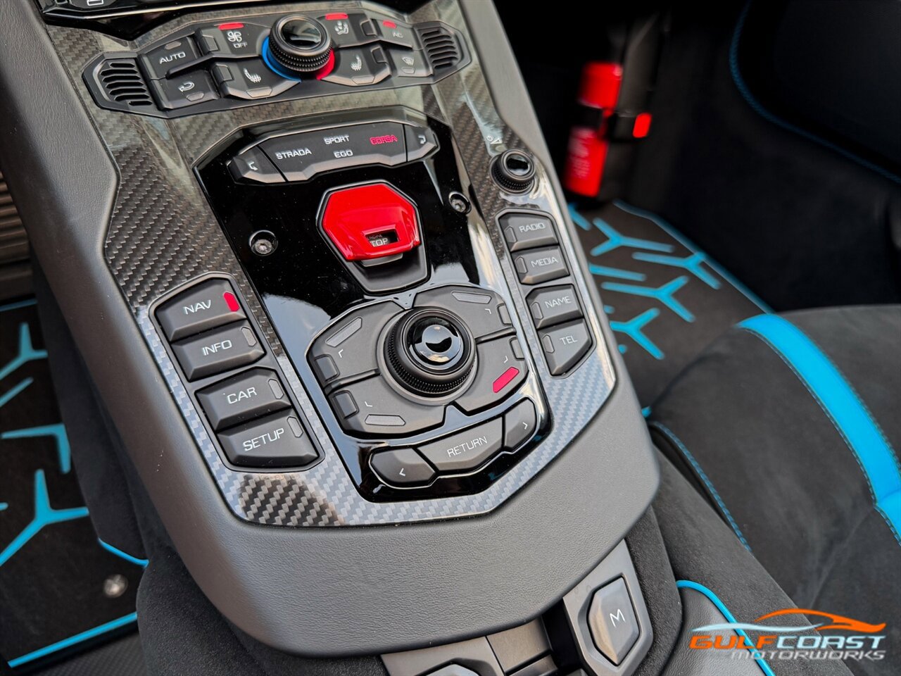 Used 2021 Lamborghini Aventador SVJ AWD/4WD image 23