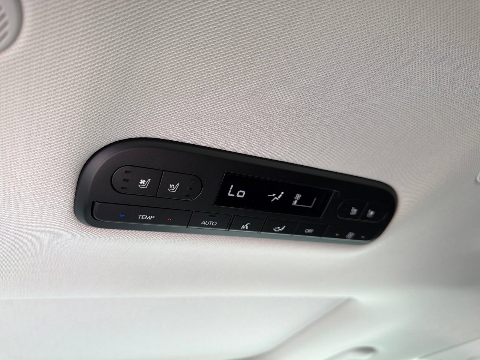 Used 2026 Hyundai Palisade SEL AWD/4WD image 17