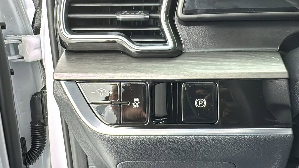 Used 2025 Kia Sportage X-Line image 30