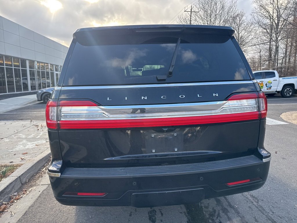 Used 2021 Lincoln Navigator L Reserve image 6