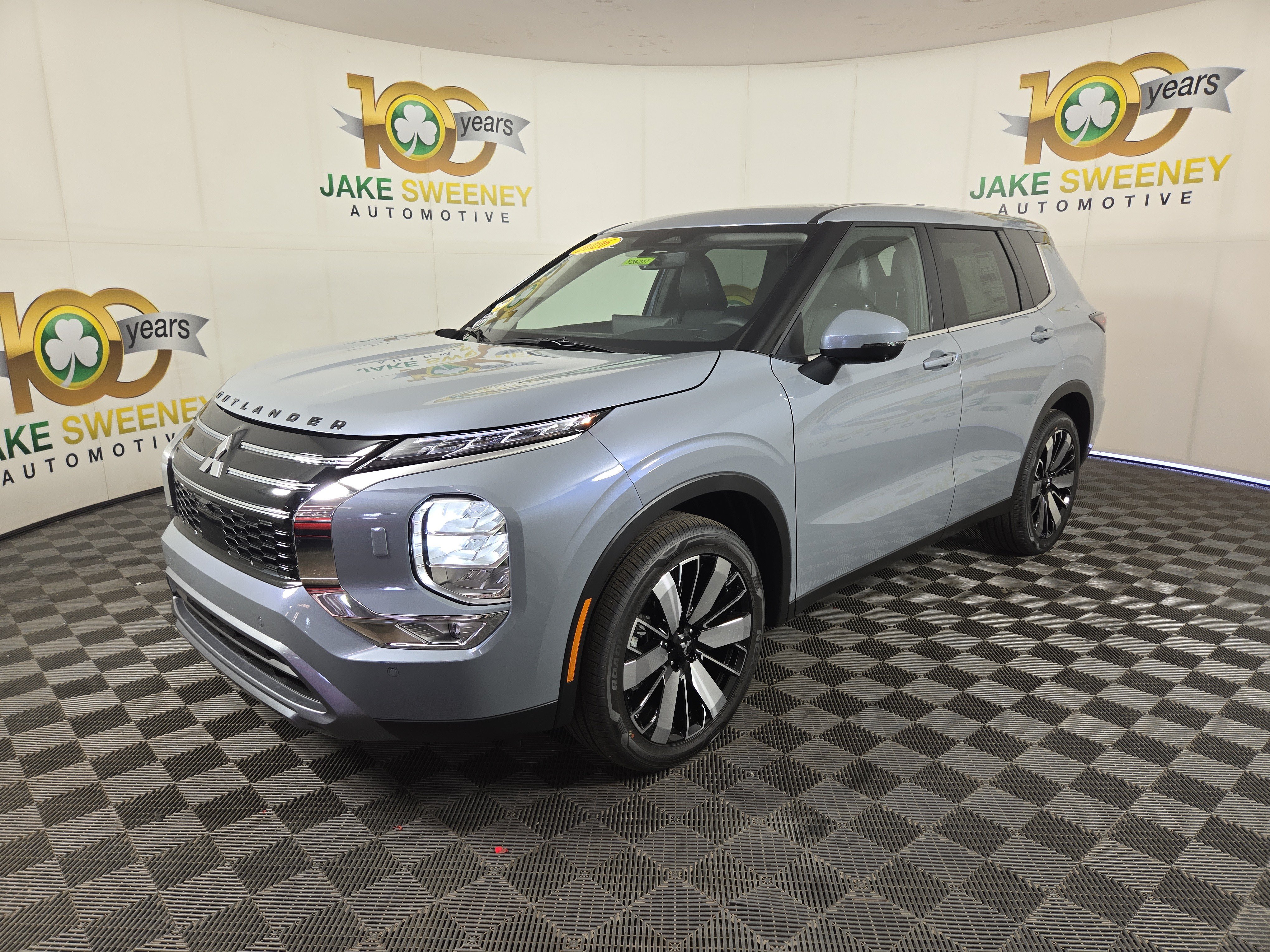 New 2026 Mitsubishi Outlander SE AWD/4WD image 3