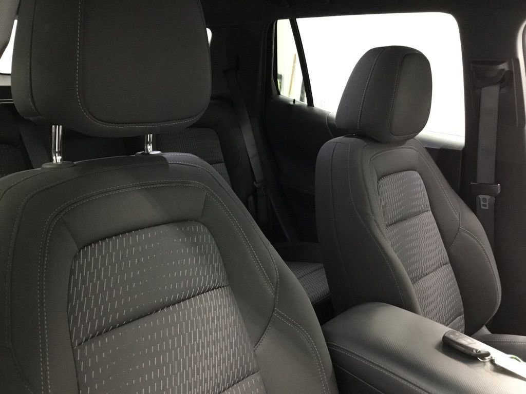 Used 2025 Chevrolet Equinox LT image 34