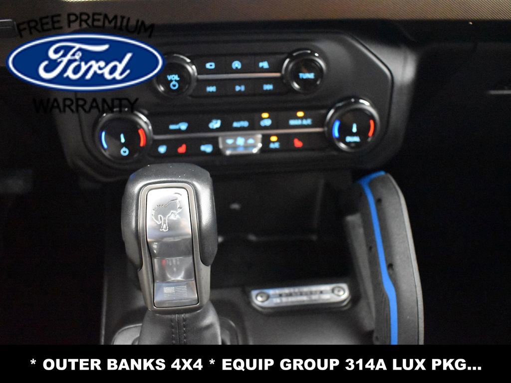 Used 2022 Ford Bronco Outer Banks image 19