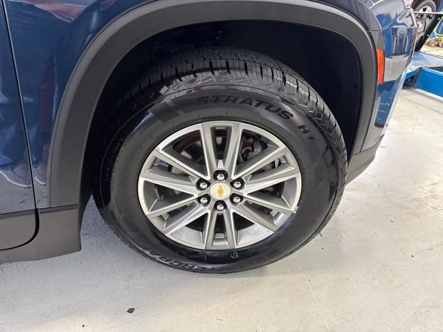 Used 2023 Chevrolet Traverse LT FWD image 50