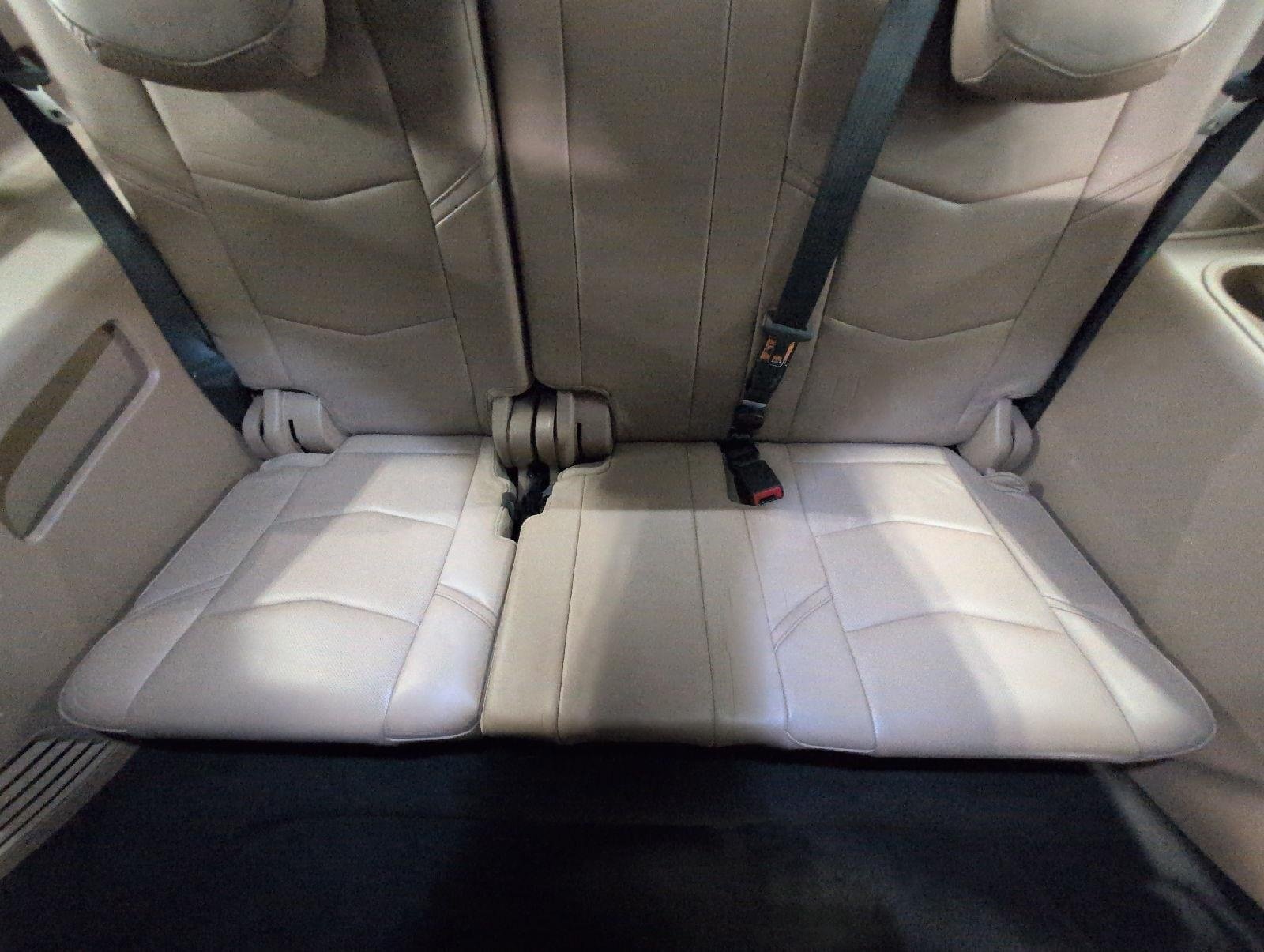 Used 2019 Cadillac Escalade ESV Platinum AWD/4WD image 27