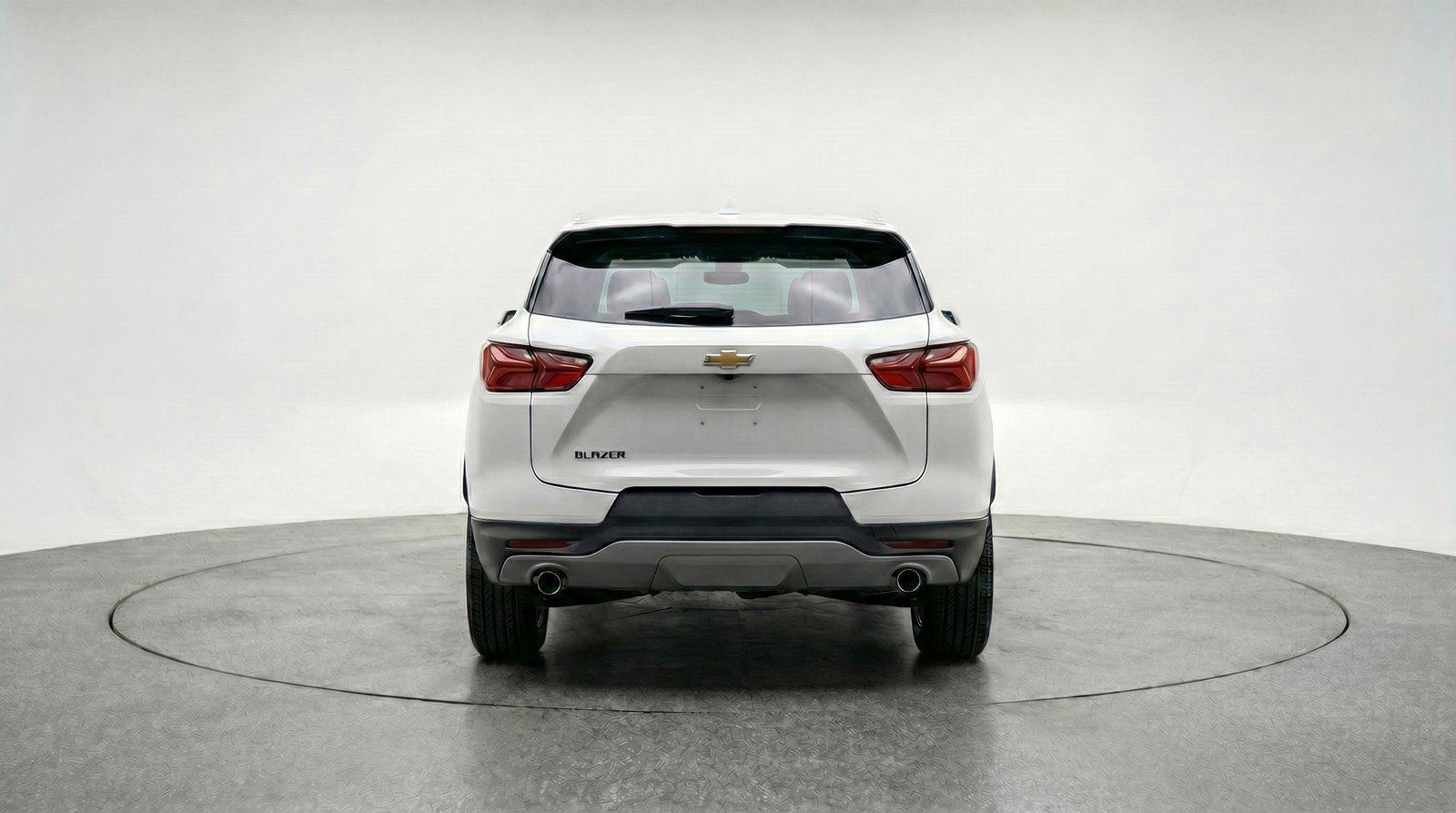 Used 2025 Chevrolet Blazer LT FWD image 7
