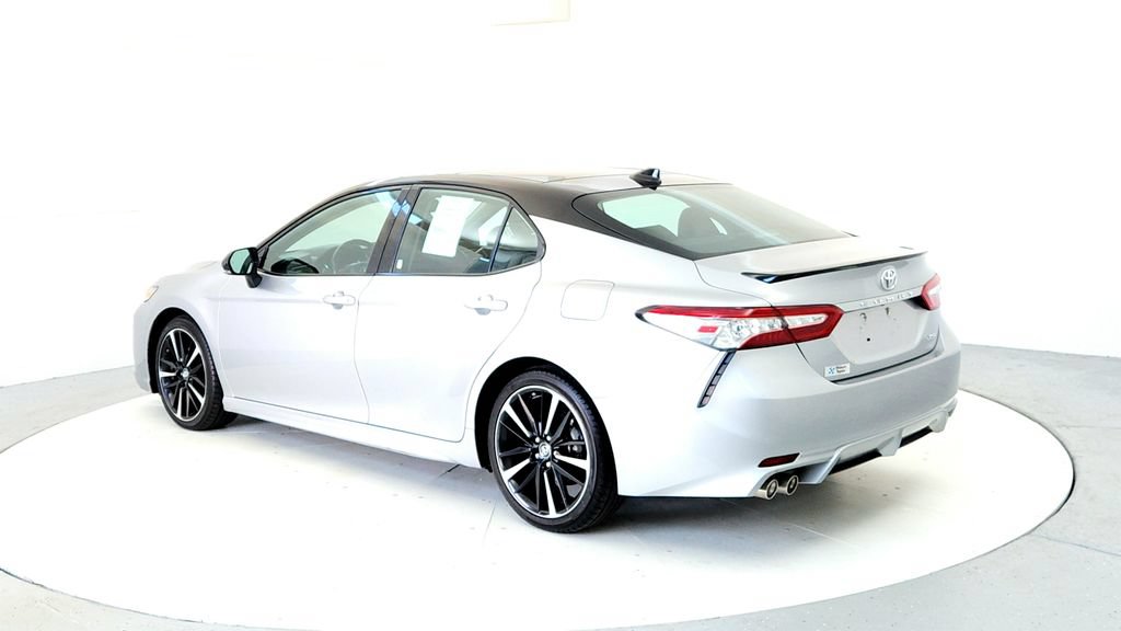 Used 2019 Toyota Camry XSE w/ Navigation Package FWD image 4