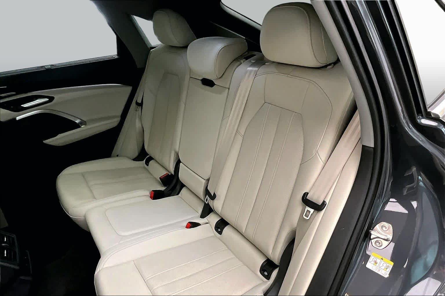 Used 2025 Audi Q5 Premium Plus w/ Premium Plus AWD/4WD image 23