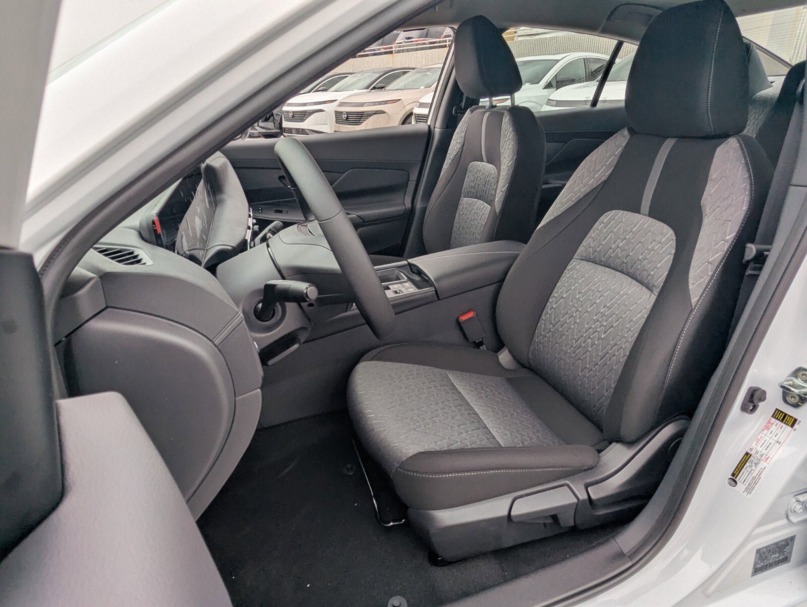 New 2026 Nissan Sentra SV w/ SV Convenience Package FWD image 4