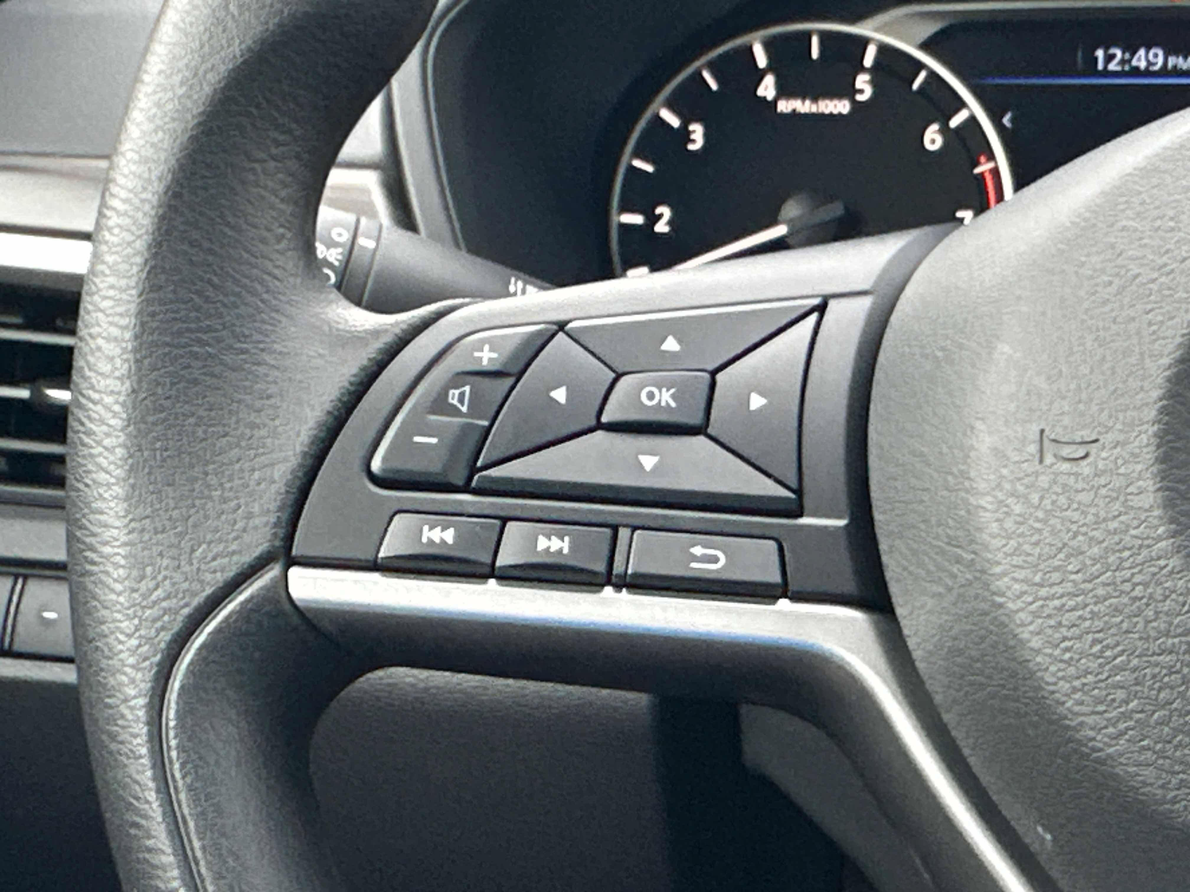 New 2026 Nissan Altima 2.5 SV FWD image 37