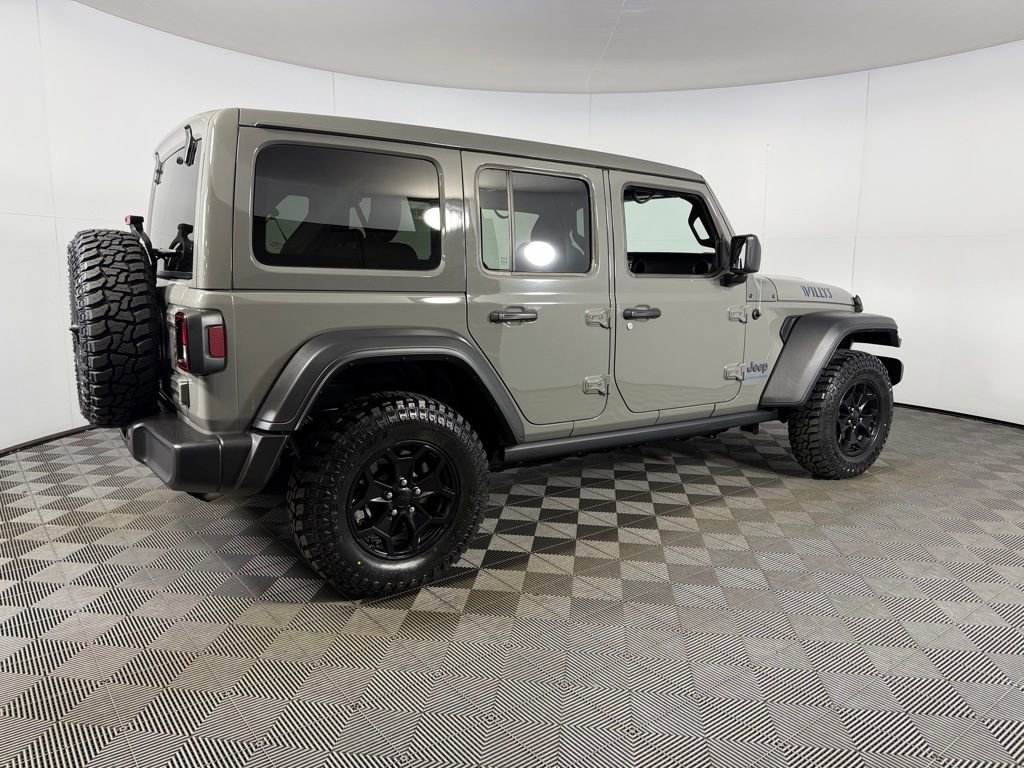 Certified 2023 Jeep Wrangler Unlimited w/ Sun & Screen Package image 7