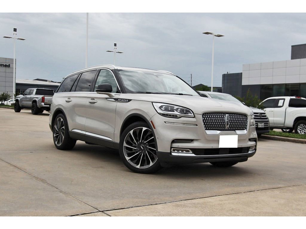 Used 2020 Lincoln Aviator Reserve w/ Equipment Group 202A image 1