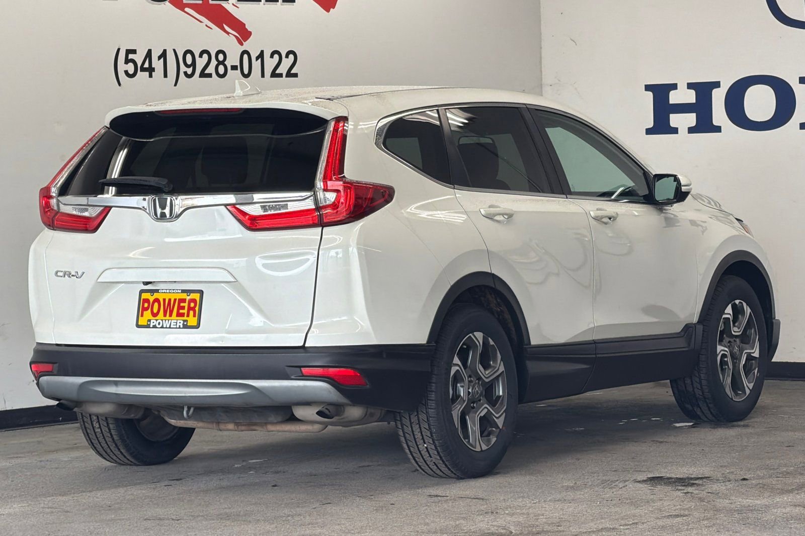 Used 2018 Honda CR-V EX image 3