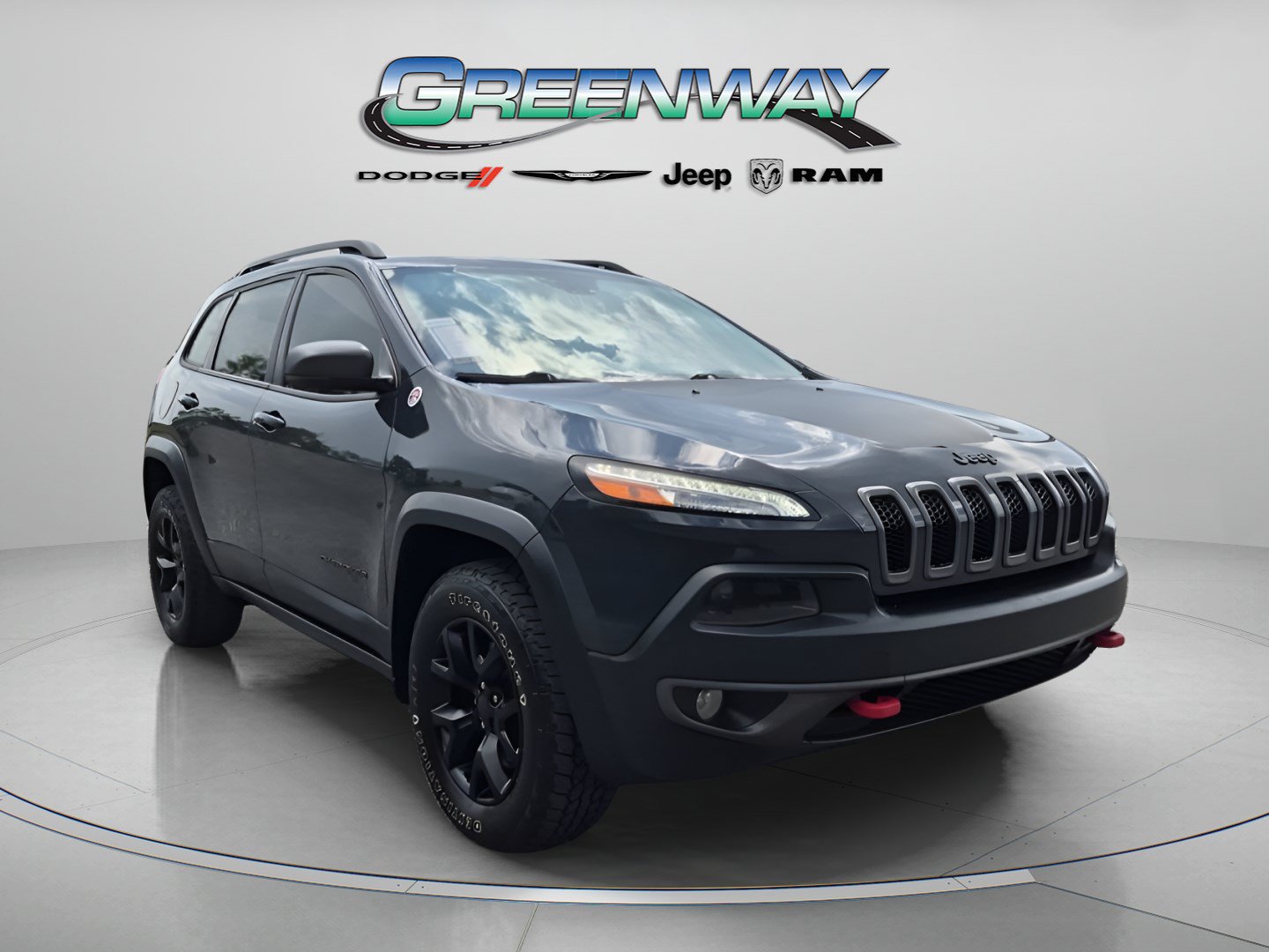 Used 2016 Jeep Cherokee Trailhawk w/ Leather Interior Group AWD/4WD image 1