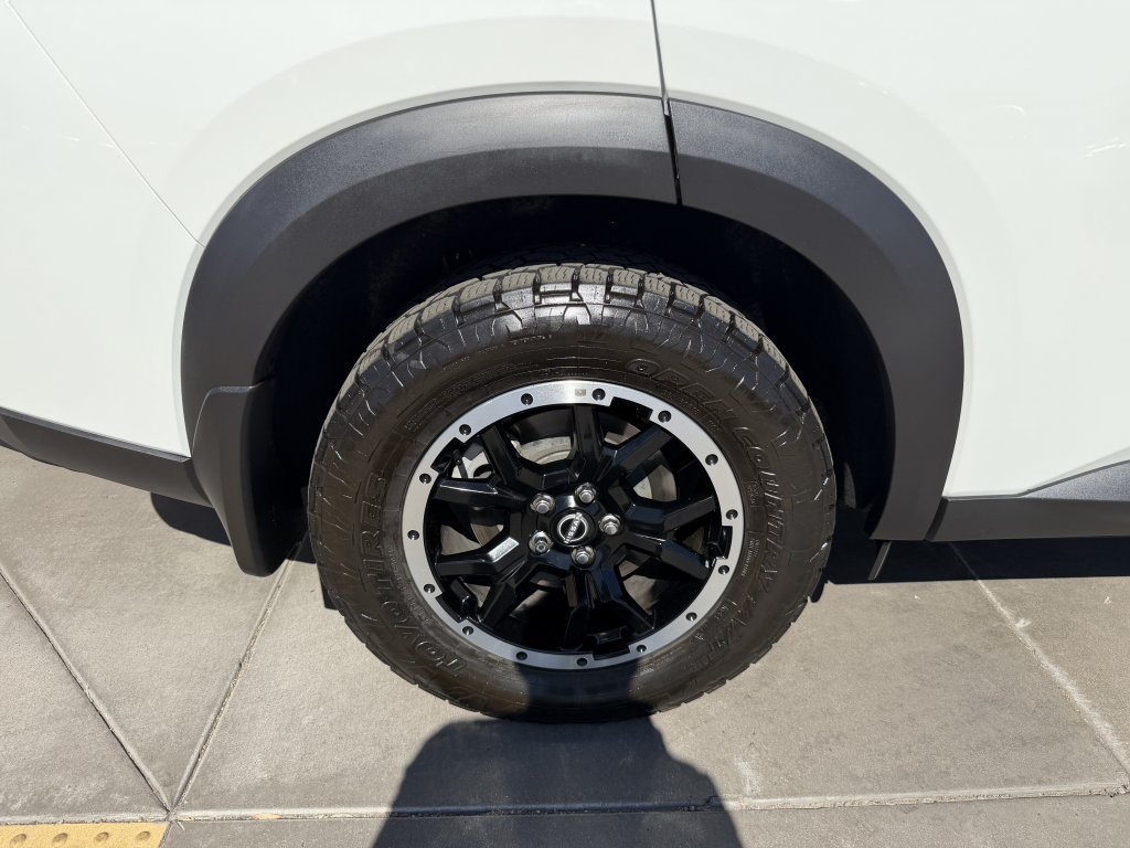 Used 2024 Nissan Pathfinder Rock Creek AWD/4WD image 15