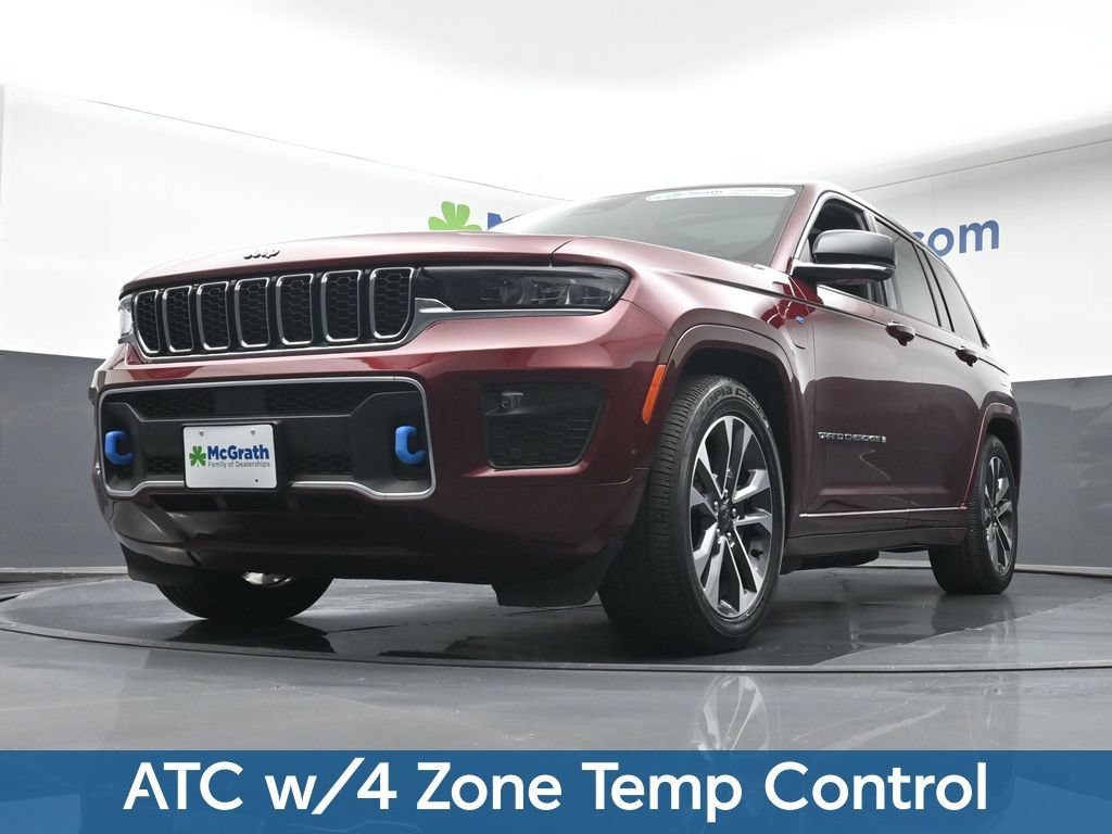 Used 2023 Jeep Grand Cherokee Overland w/ Luxury Tech Group IV AWD/4WD image 8
