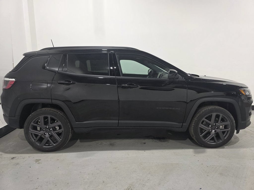 New 2026 Jeep Compass Latitude AWD/4WD image 21