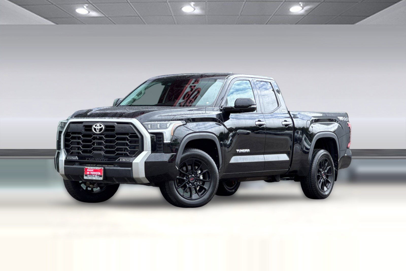 Used 2022 Toyota Tundra Limited image 24