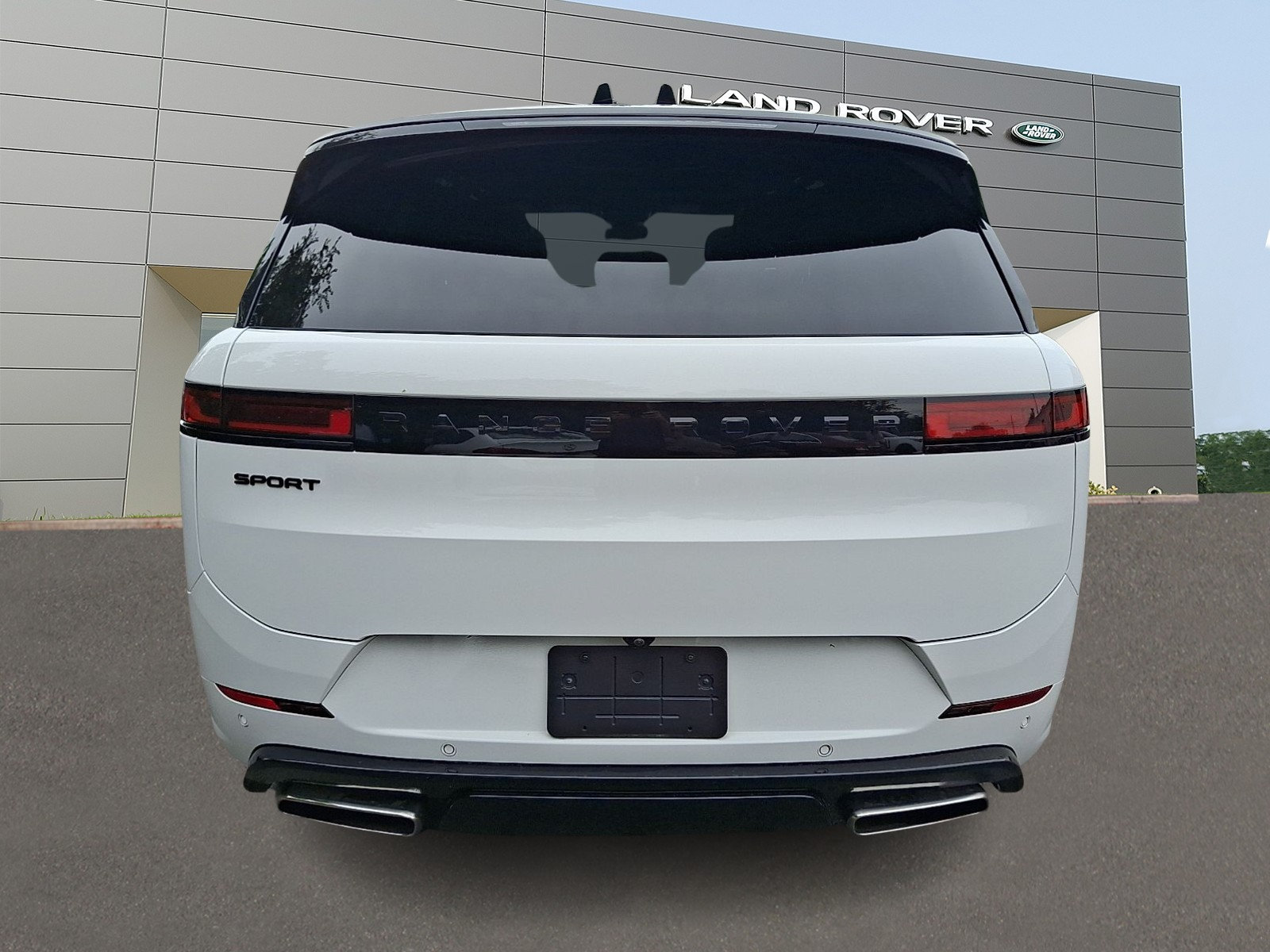 Used 2024 Land Rover Range Rover Sport Dynamic SE AWD/4WD image 7