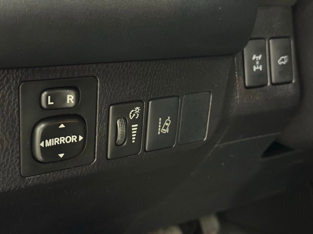 Used 2018 Toyota RAV4 XLE image 26