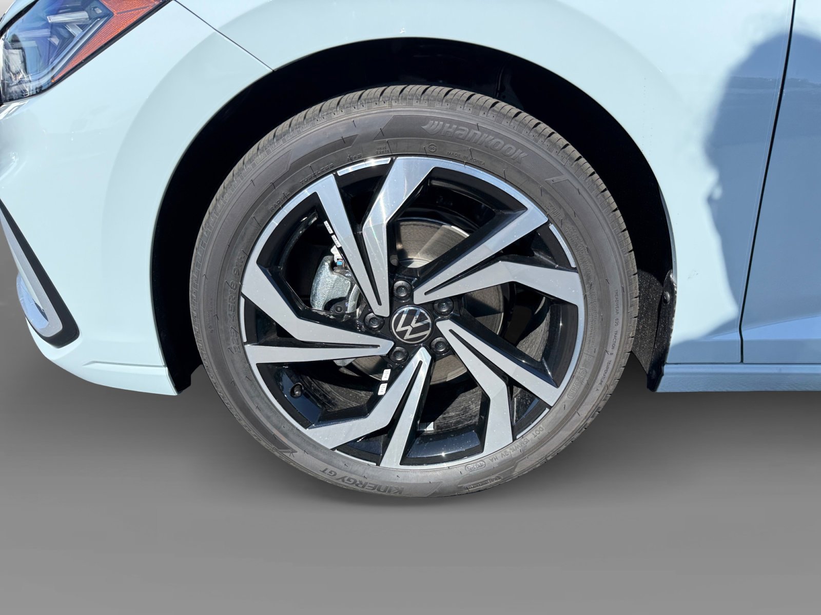 New 2026 Volkswagen Jetta SEL FWD image 9
