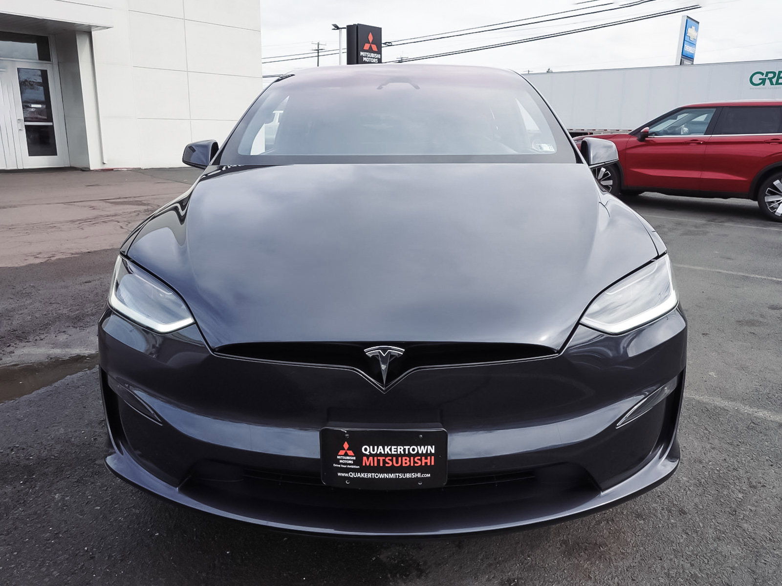 Used 2024 Tesla Model X image 2