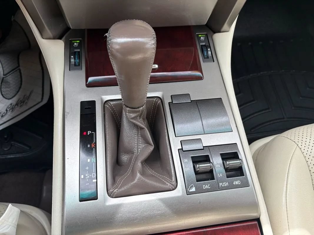 Used 2010 Lexus GX 460 w/ Comfort Plus Pkg AWD/4WD image 15