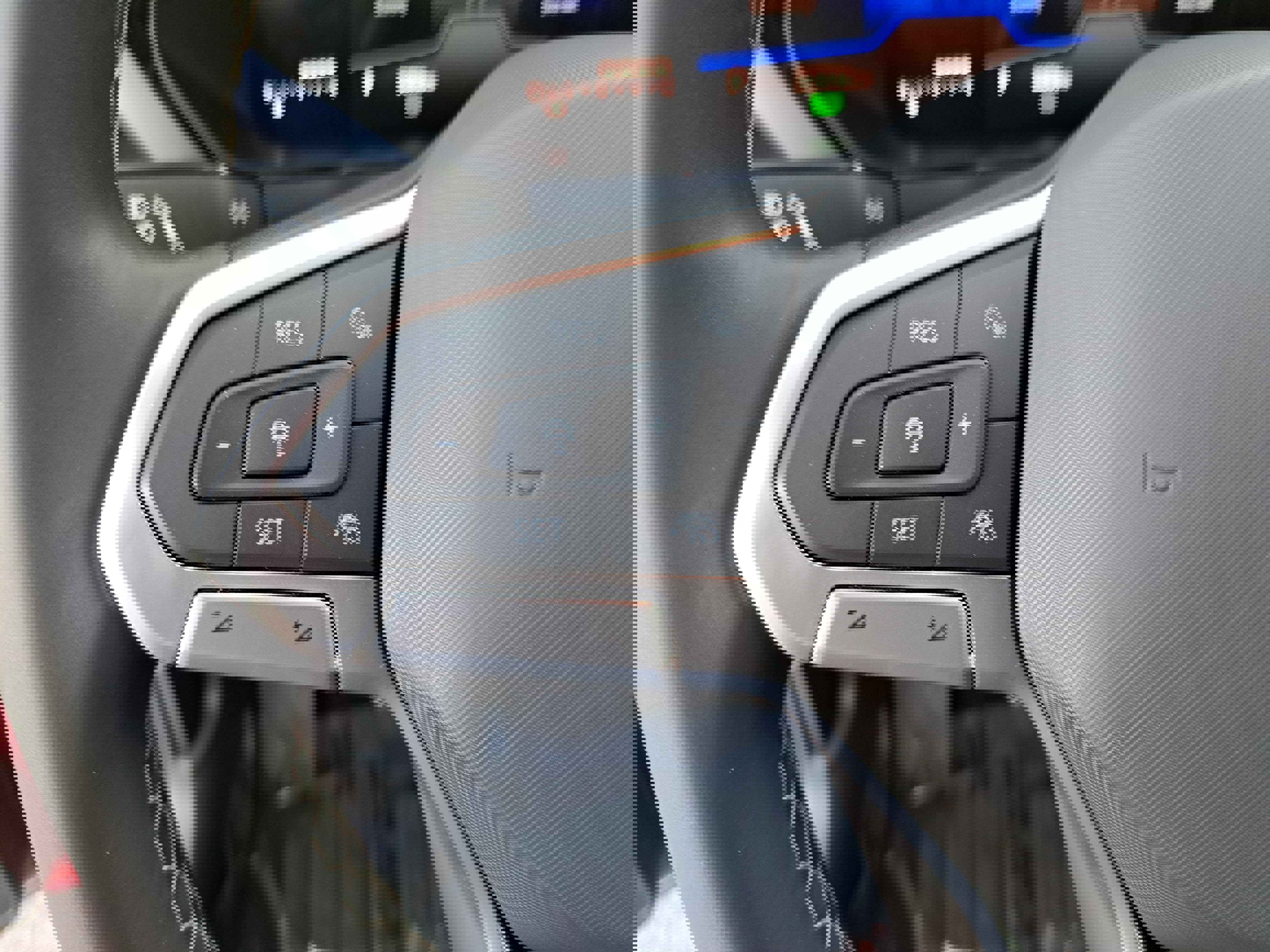 Used 2024 Volkswagen Taos SE image 16