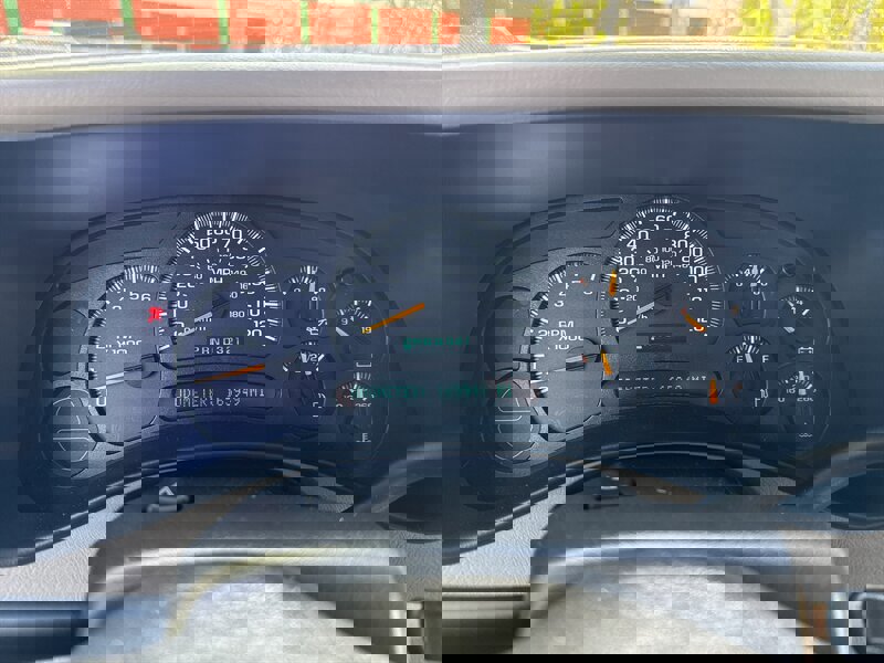 Used 2005 GMC Sierra 1500 SLT w/ Light Duty Power Package image 38