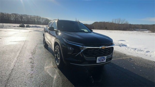 New 2026 Chevrolet Trax LT image 5