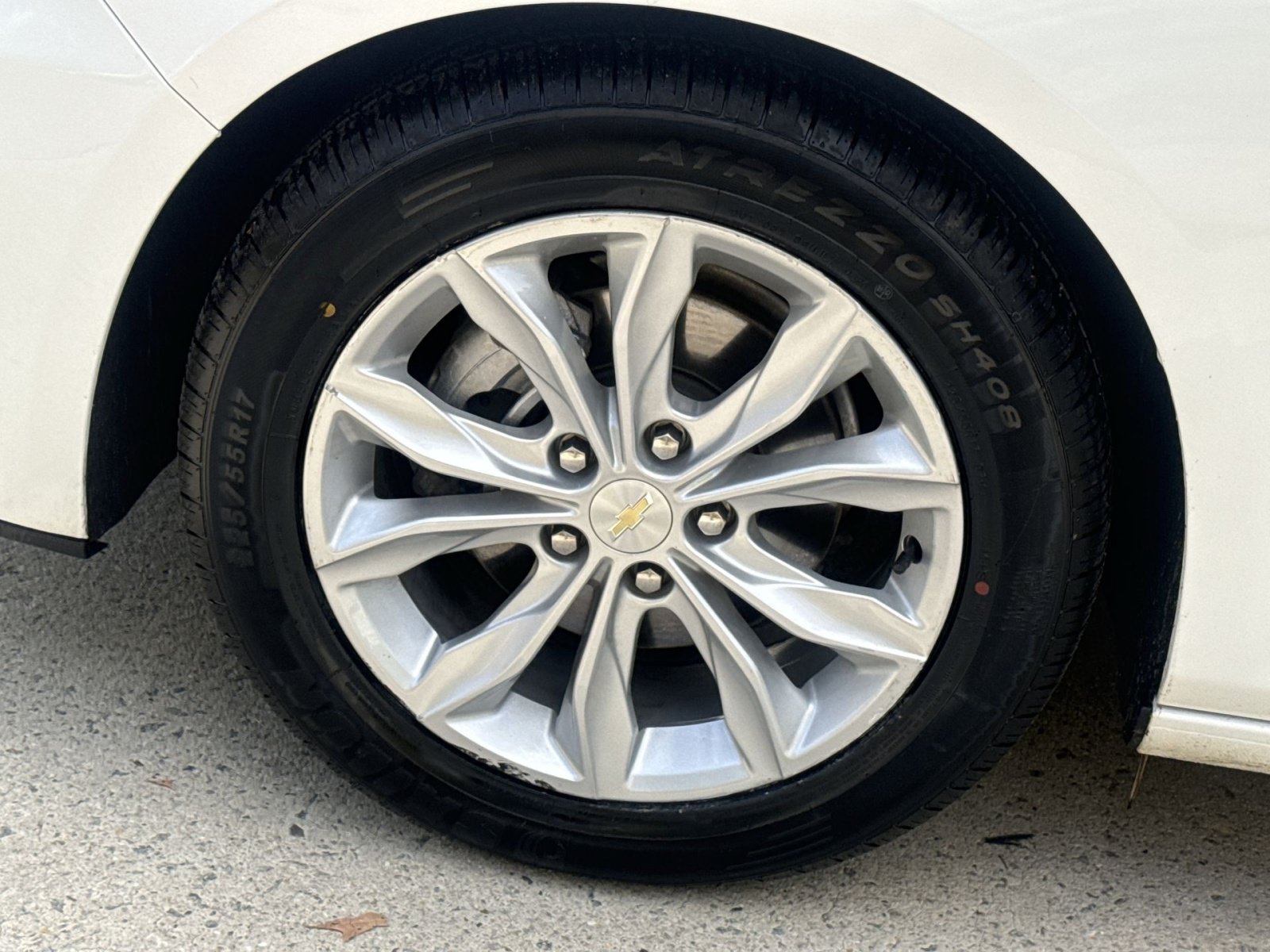 Used 2024 Chevrolet Malibu LT FWD image 12
