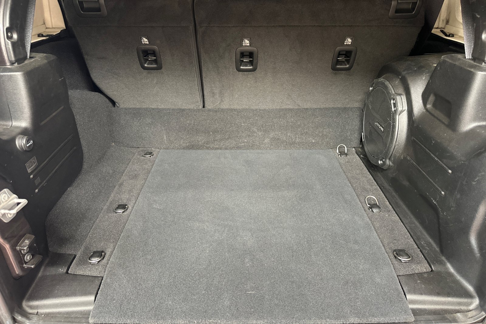 Used 2023 Jeep Wrangler Unlimited Rubicon 4xe AWD/4WD image 19