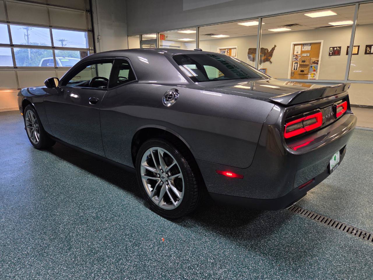 Used 2022 Dodge Challenger GT AWD/4WD image 13