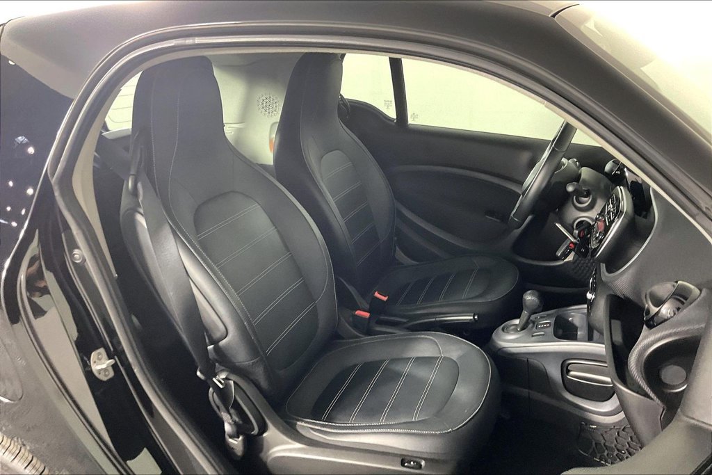 Used 2019 smart fortwo electric drive w/ Sport Package RWD image 6