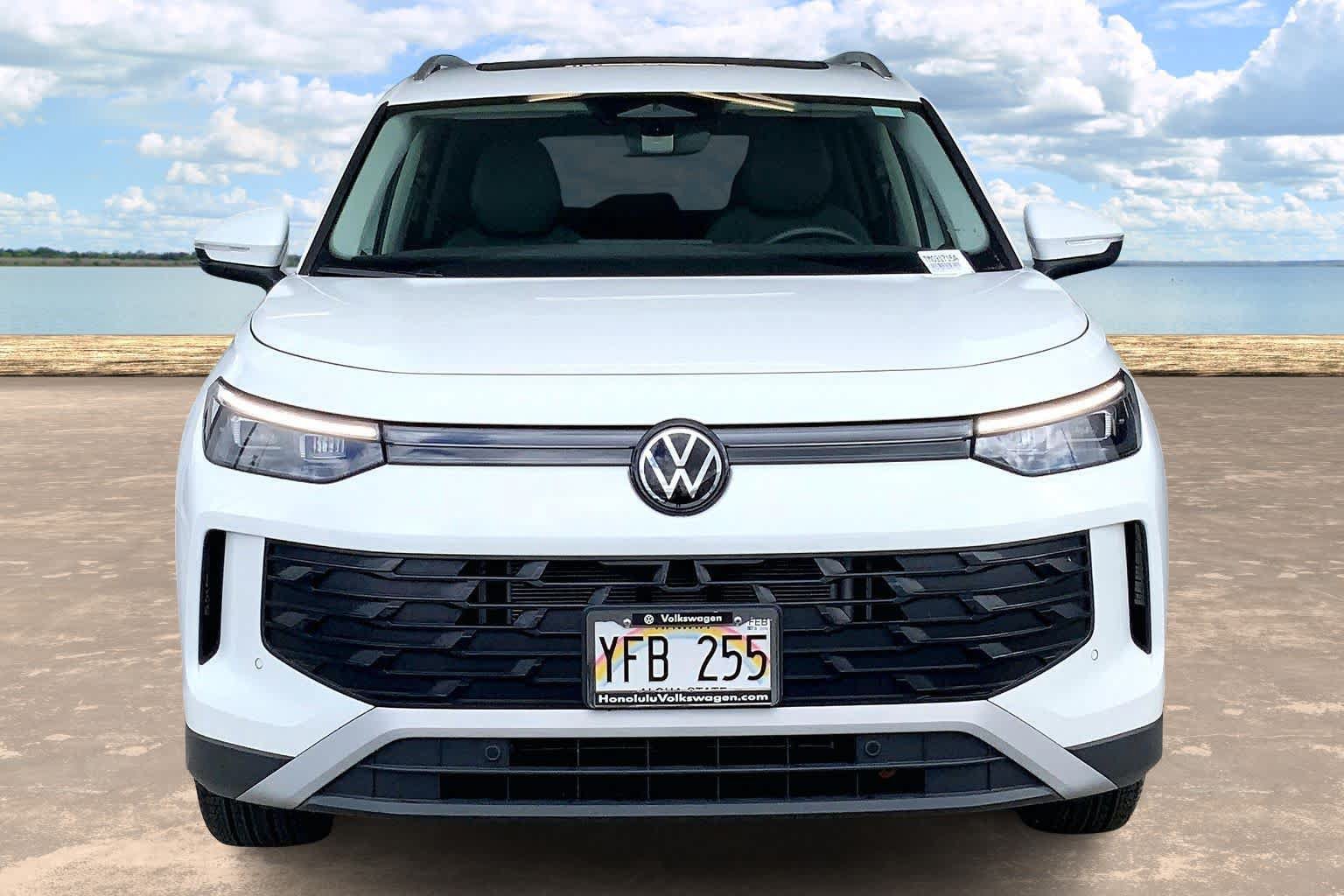Certified 2026 Volkswagen Tiguan SE FWD image 6