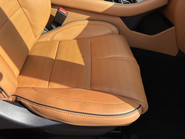 Certified 2024 Lincoln Aviator Black Label w/ Class IV Trailer Tow Package image 20