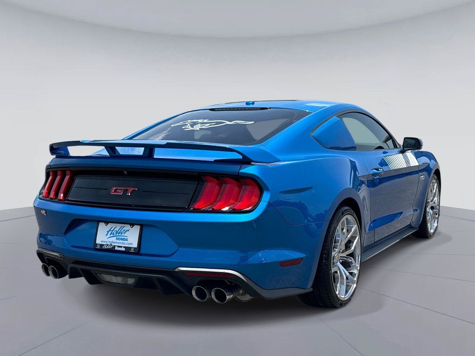 Used 2020 Ford Mustang GT Premium w/ GT Performance Package RWD image 4