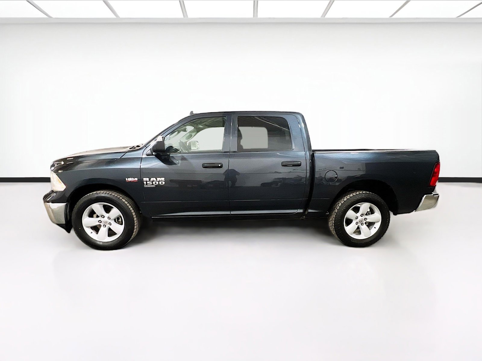 Used 2021 RAM 1500 Tradesman w/ Tradesman SXT Package AWD/4WD image 21