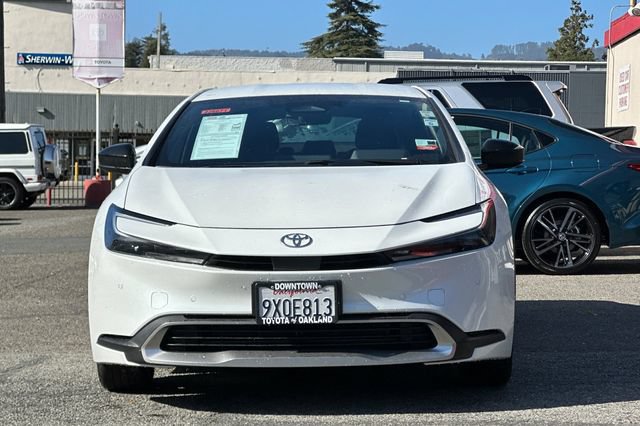 Used 2026 Toyota Prius Plug-In Hybrid FWD image 9