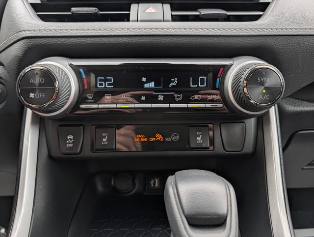 Used 2024 Toyota RAV4 XLE w/ Convenience Package AWD/4WD image 23