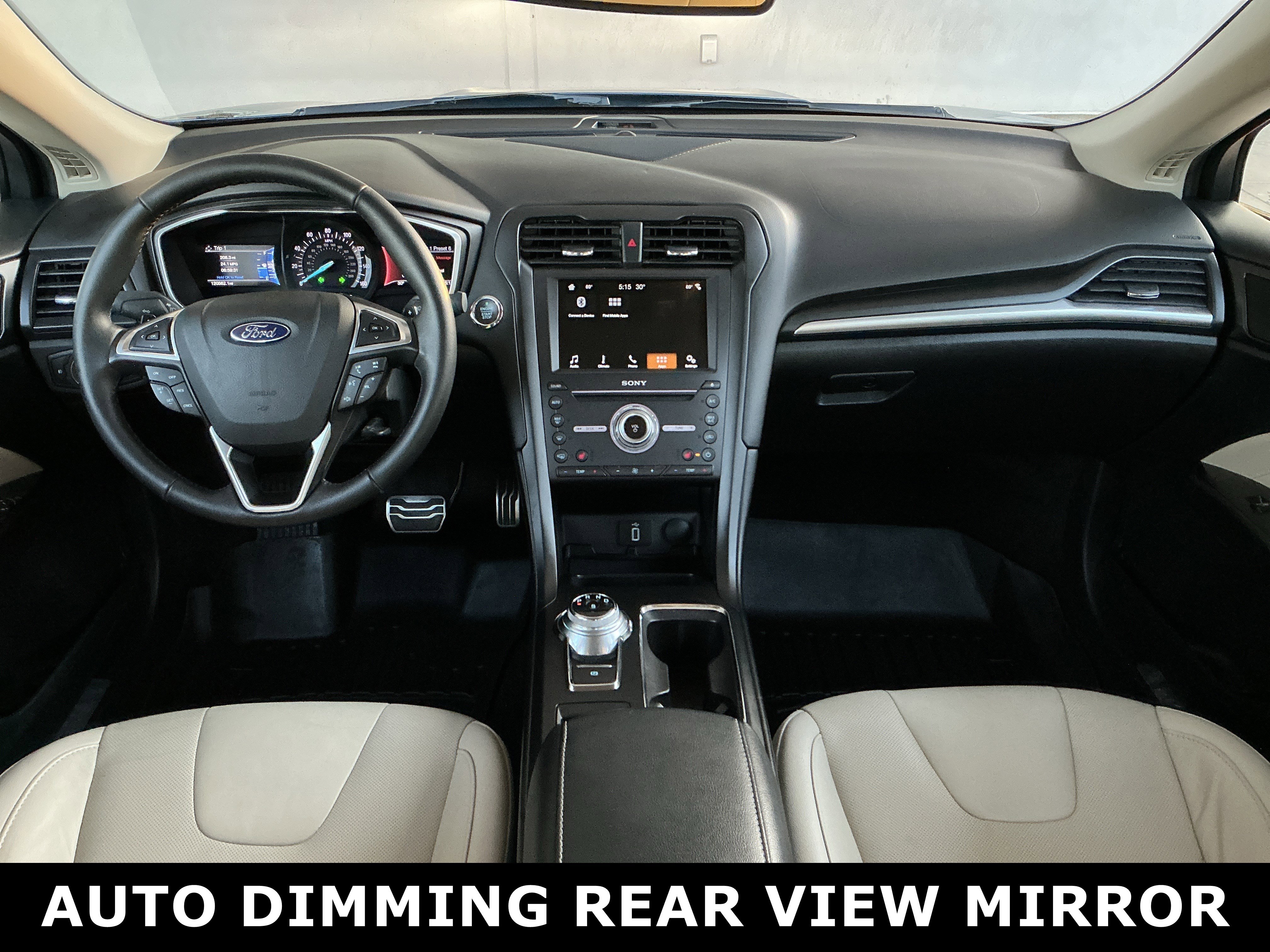 Used 2017 Ford Fusion Titanium image 4