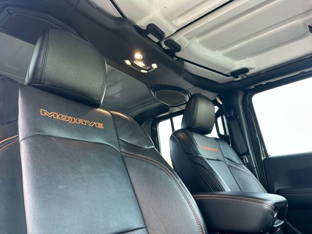 Used 2023 Jeep Gladiator Mojave w/ Cold Weather Group image 19